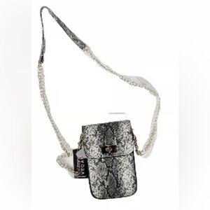 Mellow World Touchscreen crossbody Handbag Vegan Faux Snakeskin Gray & White